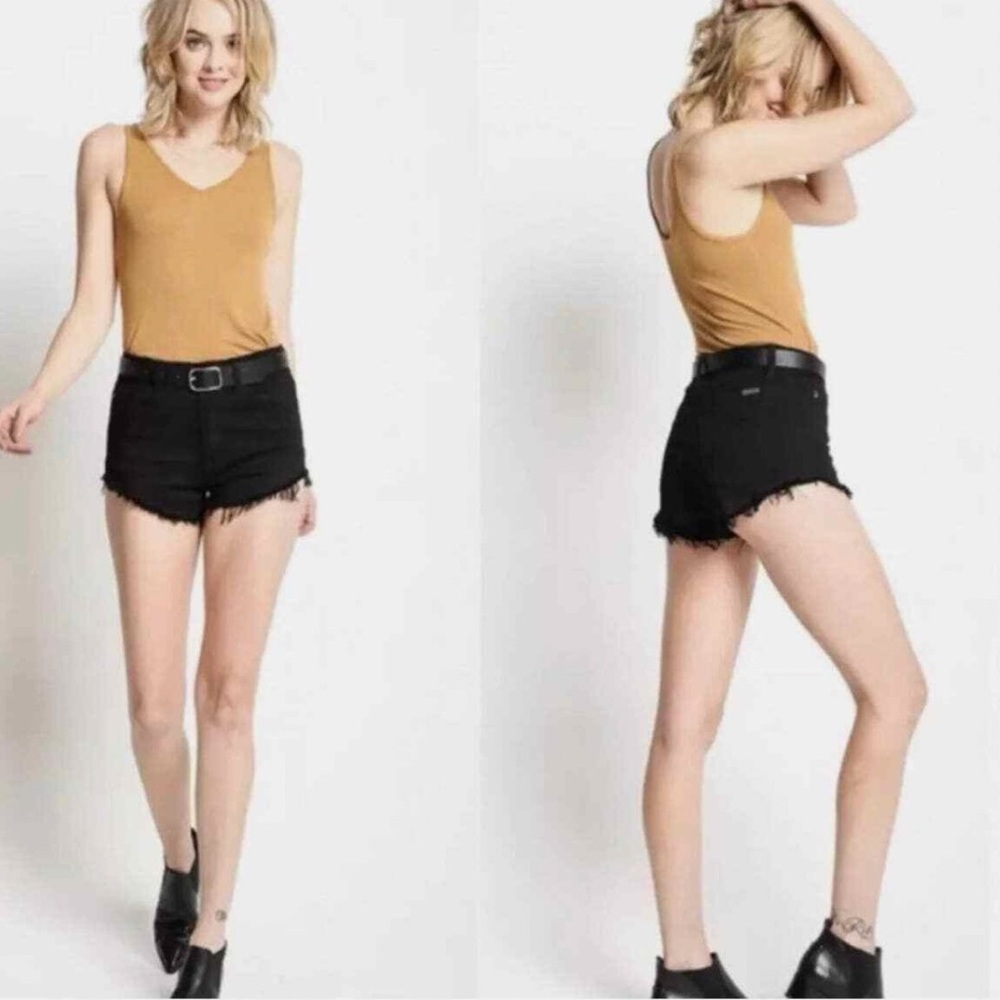 NWT Kancan Black Cut Off Fringe Raw Hem Jean Denim Shorts Size 11/29